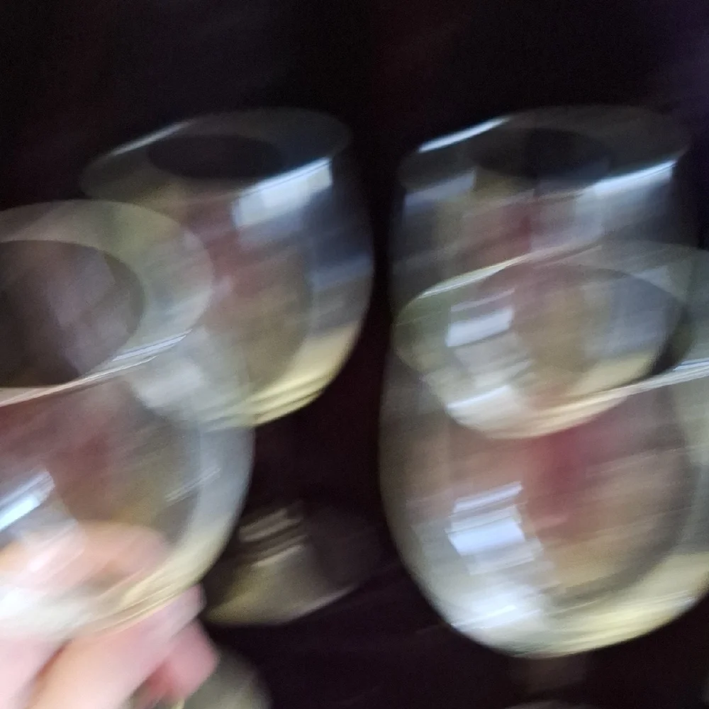 Stemmed Wine Glasses 7 Glasses